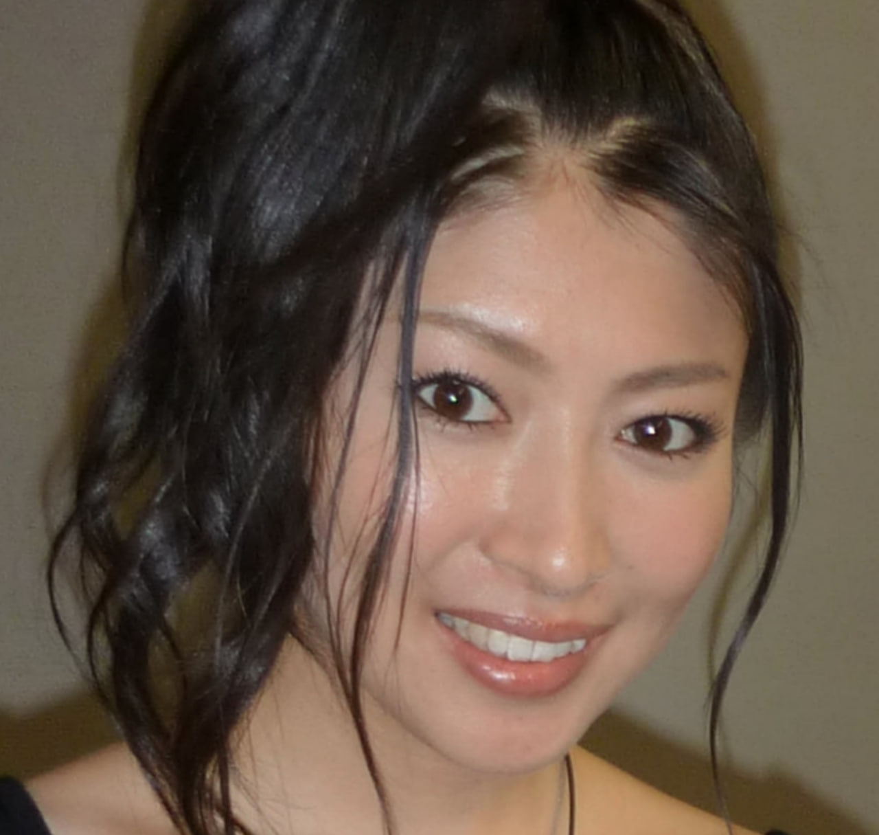 市来真寻